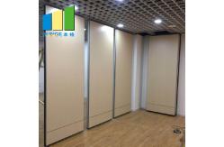 China UK Meeting Room Folding Soundproof Collapsible Partition Wall With Track And Roller System supplier