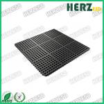 Durable Splicable ESD Rubber Mat / Anti Static Floor Mat Patented Ventilated Design for sale