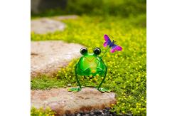 China Multiple Metal Garden Ornaments Sculptures Rustproof Frogs By The Pond supplier