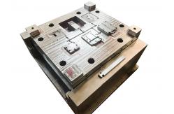 China OEM MIM Plastic Injection Mold Design Engineering High Precision supplier