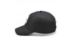 China Custom Embroidered Men Baseball Cap 60cm Unisex Dad Hat supplier
