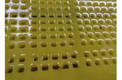 China 25mm Mining Screen Mesh , Polyurethane Screen Mesh Yellow Fit Coal Industrial supplier