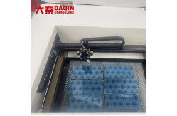 China Daqin Screen Protector Laser Cutting Machine For Tempered Glass 30W supplier