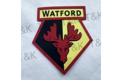 China Silk Screen Printed Label Heat Transfer Patches Silicone For Garment supplier