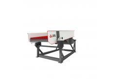China Durable Vibrating Feeder 45KW For Transfer Granular Materials Mining Rock Crusher supplier