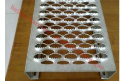 China Heavy Duty Walkway Channel Grip Strut Perforated Metal Plank Grating 5 Diamonds supplier