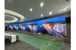 China Large Flexible Mosaic-Free P2.5 Outdoor LED Display, Advertising LED Boards supplier