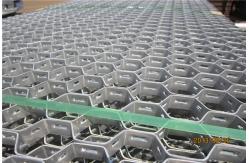 China Refractory Lining Metal Hex Mesh AISI304 Hexagonal Mesh Grid supplier