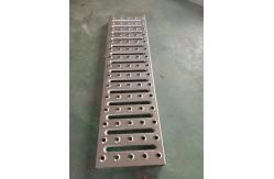 China Galvanzied Perforated Sheet Metal Mesh Panels For Safety Walkway supplier
