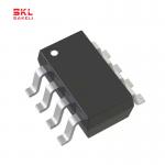 AD8039ARTZ-REEL7 Amplifier IC Chips SOT-23-8 Package Voltage Feedback Amplifier Circuit  IC Operational 350MHz  500µV for sale