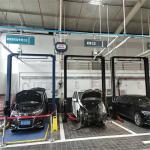 Heavy-Duty Gantry Car Lift for Professional Auto Workshops for 9000 lbs