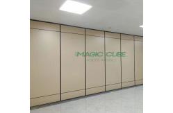 China Exhibition Hall Modern fold Operable Partition 30kg/M2 And Easy Installation supplier