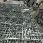 Machine Pressure Welded Bright Surface Industrial Steel Floor Decking