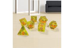 China Orange Flowing Sand Yellow Crystal Resin Dnd Dice Sharp Edge Fantasy supplier
