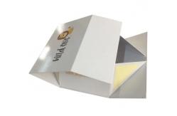 China Cardboard Rigid Hard Case Magnet Box Packaging Custom Luxury Folding Gift Box supplier
