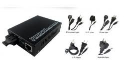 China 1000 Mbps Fiber Optic Transceiver Media conversion STP Supporting AC 220V supplier