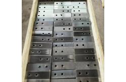 China Customizable Thickness And Width Slotted Metal Flat Bar For Durable Building Materials supplier