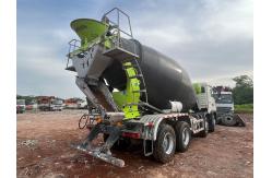 China Sell 2020 years concrete mixer truck country six emission standards using HOWo chassis supplier