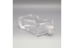 China Customized 20ml 30ml & 50ml Glass Bottle With Aluminum Sprayer and Over Cap supplier