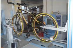 China EN14764 Electric Strollers Testing Machine For Dynamic Road Bike Running Testing supplier