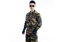 China Cotton Blends Military Camouflage Uniforms , Button Placket Men's Jacket supplier