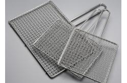 China Food Grade SS201 SS304 BBQ Grill Wire Mesh Rectangular With Handle supplier