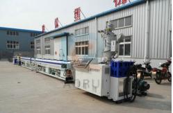 China Hot / Cold Water Pipe Plastic Extrusion Line , PPR Pipe Plastic Extrusion Machine supplier