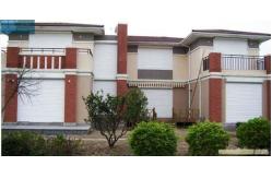 China Vertical 2mm 4500PA Wind Load External Window Shutters supplier