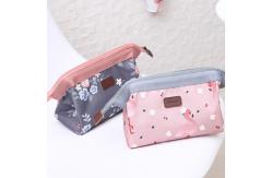 China Travel Portable Multi-Function Pink Printed Korean Toiletry Wash Zip Bag supplier