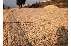 China Hot Dipped Galvanized Gabion Box Double Twisted Retaining Wall 2m×1m×1m supplier
