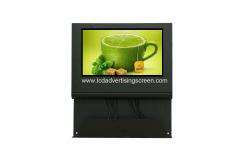 China Wire Charging Station LCD Digital Signage Display 15.6 Inch 300cd/M2 supplier