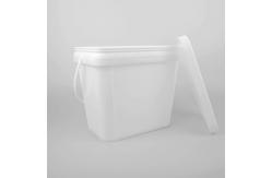 China Impact Resistance Square Plastic Bucket With Handle supplier