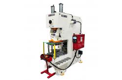 China 2023 Year Round Pan Tray Aluminum Foil Container Machine with Wood Packaging Material supplier