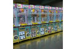 China 2025 New Mini Luxury Clip Game Machine 28 Clips Gift Toys Machine supplier
