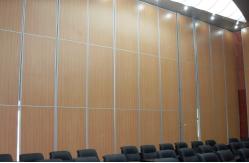 China Folding Office Partition Walls Melamine Surface MDF Board Aluminium Frame supplier