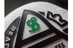 China Hot - Glue Backing 3D Logo Screen Printing Label / Custom Printed Patches supplier