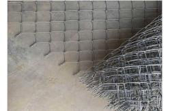 China 75*75mm cyclone wire Diamond Chain Link Fence For Playground supplier