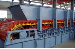 China 1800mm Feed Size Plate Feeder Conveying Hoisting Machine Apron Feeder supplier