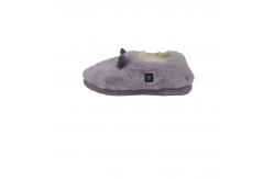 China USB Charging Electrically Heated Shoes , Graphene Rechargeable Heated Shoes supplier