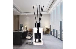 China Custom Luxury Aroma Reed Diffuser Sustainable Clear Liquid For Bedroom supplier