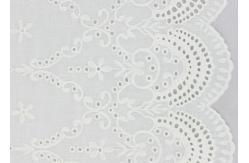 China Embroidery White Cotton Net Lace Fabric , Cotton Eyelet Lace Fabric With Scalloped Edge supplier