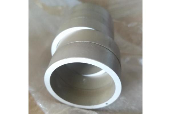 P8 Piezoceramic Materials Customized Piezo Ceramics Tube Shaped