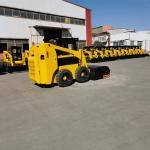 Crawler Wheel Mini Skid Loader 1500kgs Low Emission With Yanmar Engine