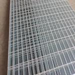 Modular Customizable Serrated Carbon Steel Bar Grating Easy Installation