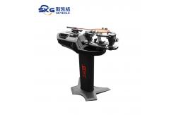 China Vertical Tennis Racket Restringing Machine With LCD Interface supplier