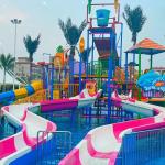 Competitive Price Water Park Outdoor Children and Adults Water Park Slide Combination Slide for sale
