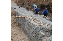 China Hexagonal 5*1*1m Gabion Wire Mesh Basket For River Engineering Project supplier