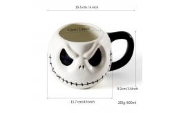 China Halloween Skull Cup With Handle Lidless Ceramic Cup Funny Water Mocha Cup 600ML supplier