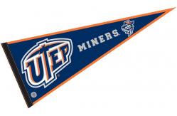 China Triangle Shape Felt Pennant Flag Double Sided Printing UV Fade Resistant supplier