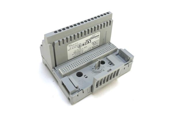 1794-TB32 AB Terminal Base